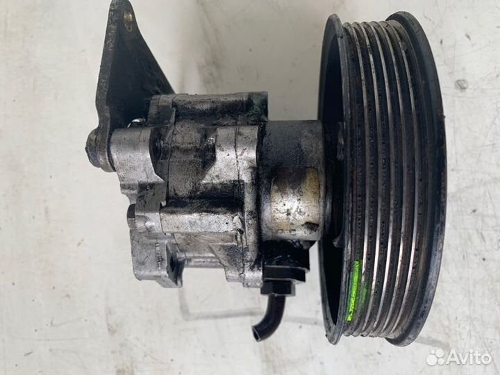 Насос гидроусилителя руля Mercedes Vito W638