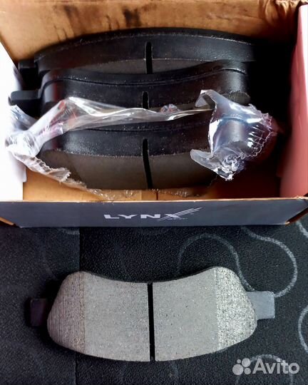 Тормозные диски и колодки перед Citroen Peugeot