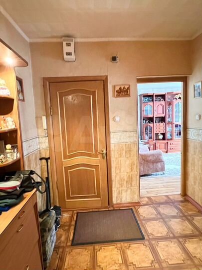 3-к. квартира, 63 м², 3/9 эт.