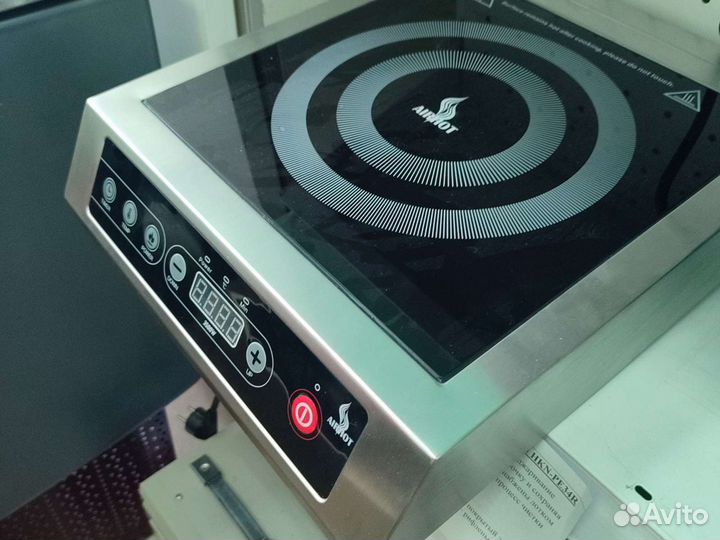 Индукционная плита 3500