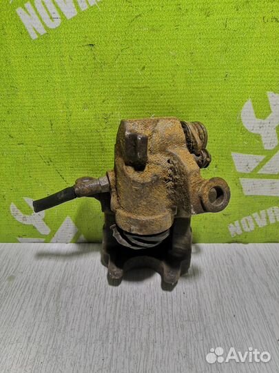 Суппорт задний правый Фольксваген Пассат Б3