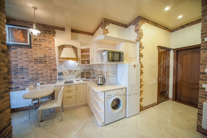 1-к. квартира, 33 м², 4/4 эт.