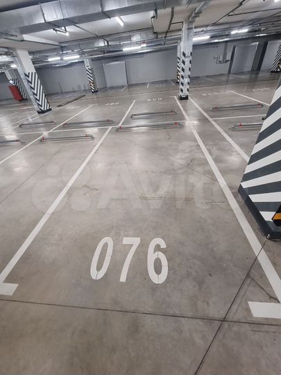 Машиноместо, 15 м²