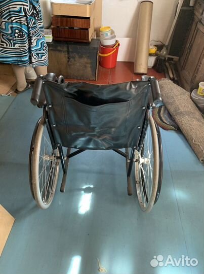 Коляска инвалидная