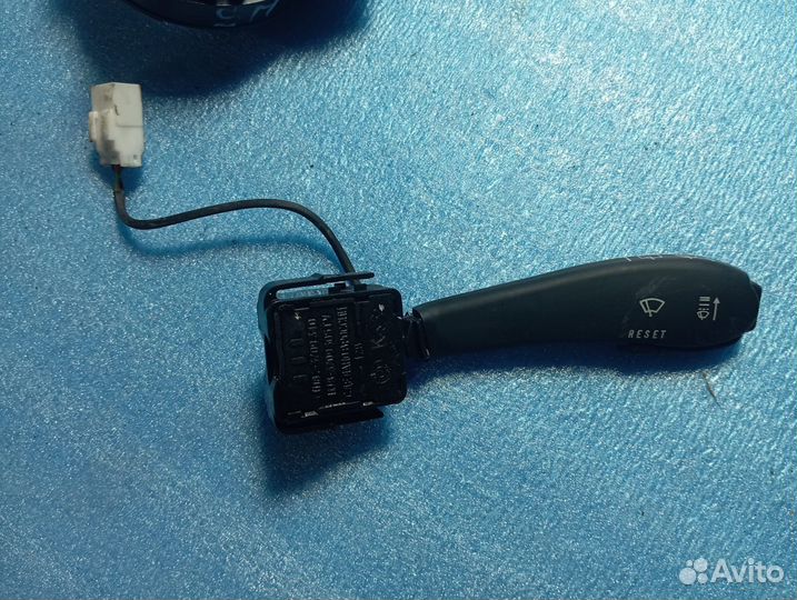 Подрулевой переключатель правый Datsun mi do