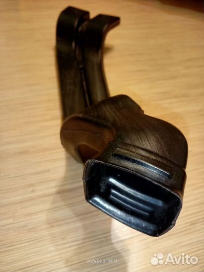 Воздуховод салона правый Лада Гранта (под сиденье)