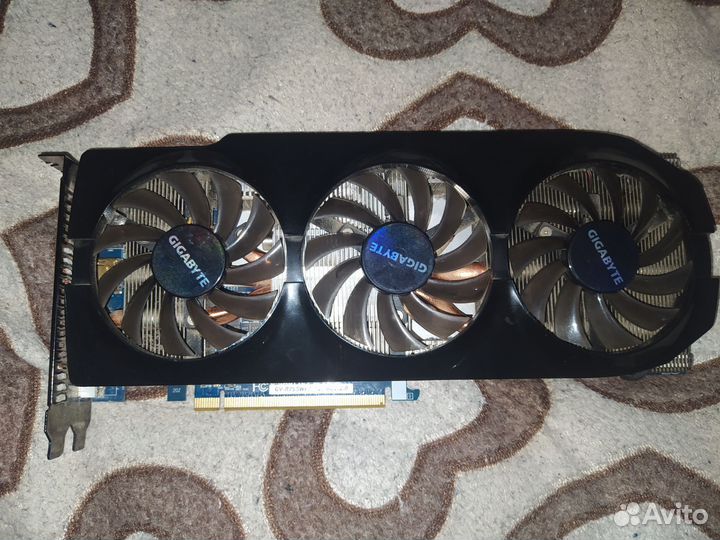 Видеокарта PCI-E Gigabyte AMD Radeon HD7950