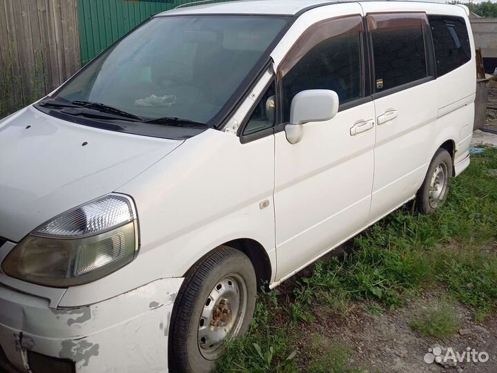 Nissan Serena 2.0 CVT, 1999, битый, 260 000 км