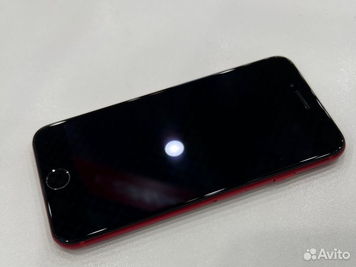 iPhone 8, 64 ГБ