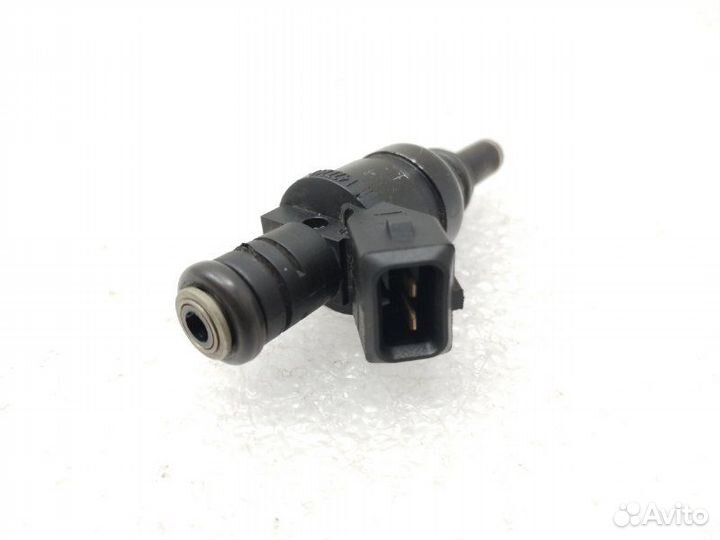 Форсунка топливная Bmw 5-Series E60 2004