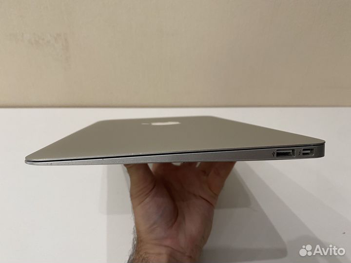 Macbook air 11 2014