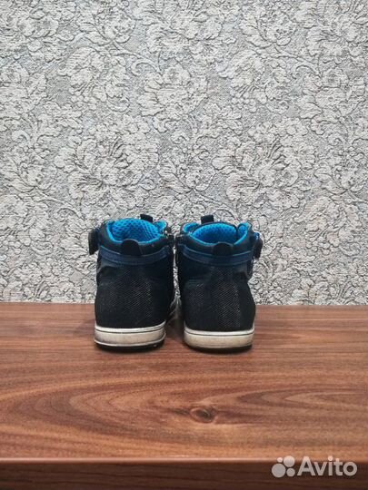 Ботинки р 23