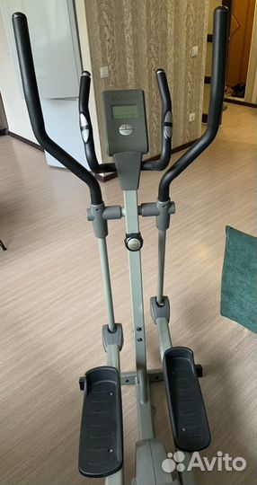 Эллиптический тренажер torneo