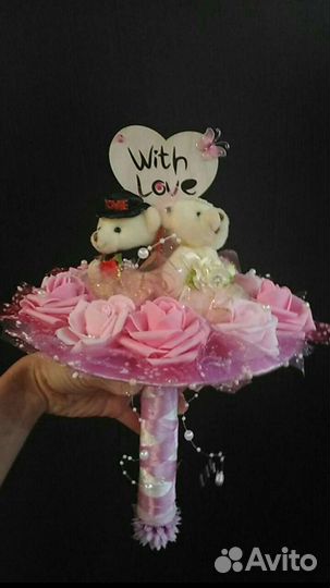 Букеты из игрушек, конфет