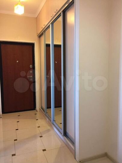 2-к. квартира, 92 м², 9/14 эт.