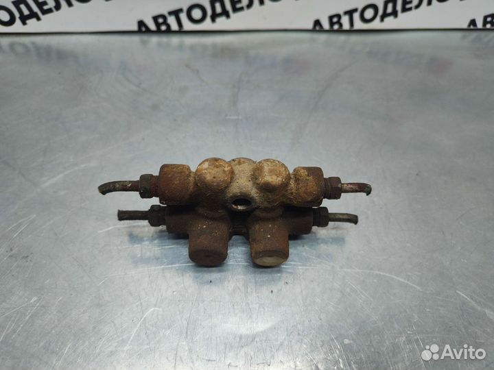 Распределитель тормозных сил Mitsubishi Eclipse 1G