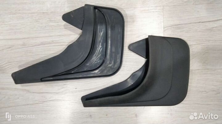 Брызговики универсальные