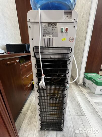 Кулер для воды с холодильником бу