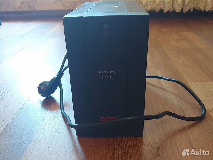 Источник бесперебойного питания APC BX650CI-RS