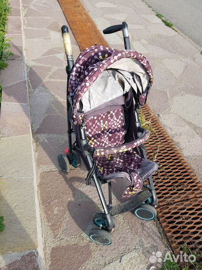 Детская прогулочная коляска