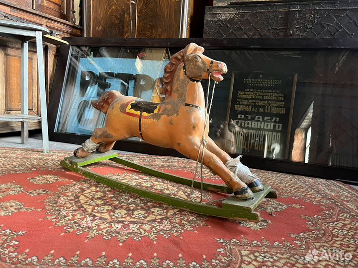 Конь качалка старинный