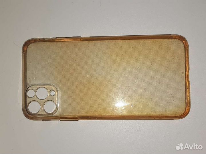 Чехол на айфон