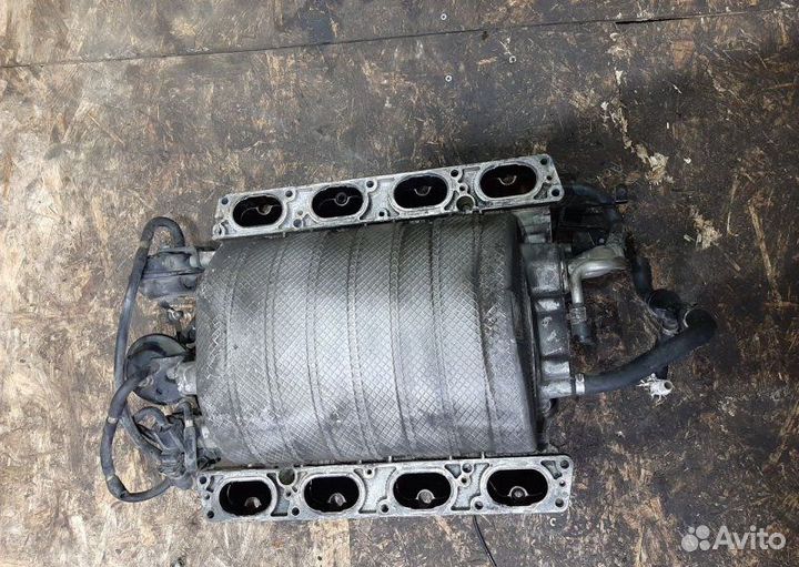 Впускной коллектор Audi A8 D3 4.2 BFM