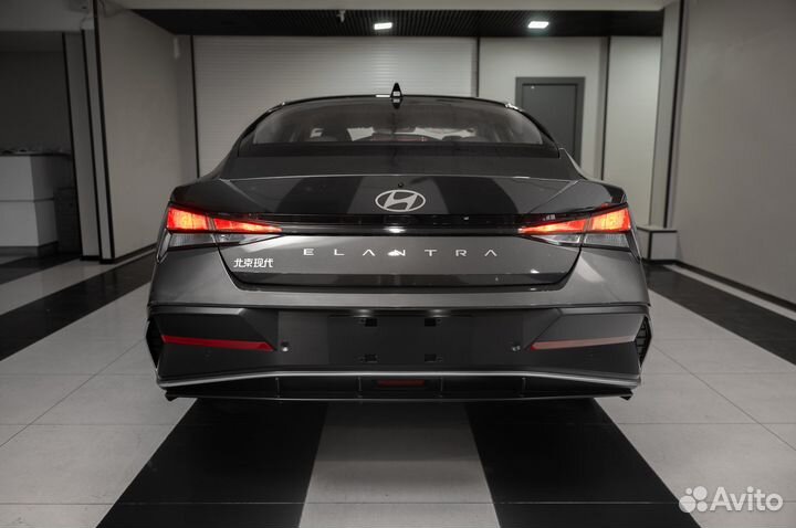 Hyundai Elantra 1.5 CVT, 2023, 861 км