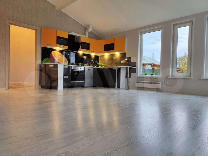 Дом 87 м² на участке 4 сот.