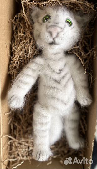 Тигр ручной работы, крючком