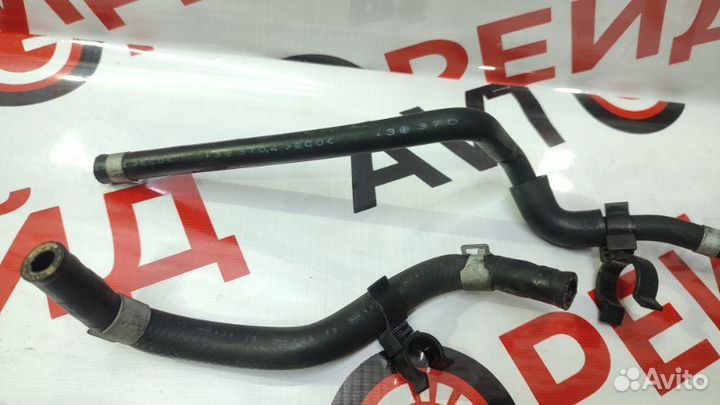 Патрубок дроссельной заслонки Nissan Bluebird