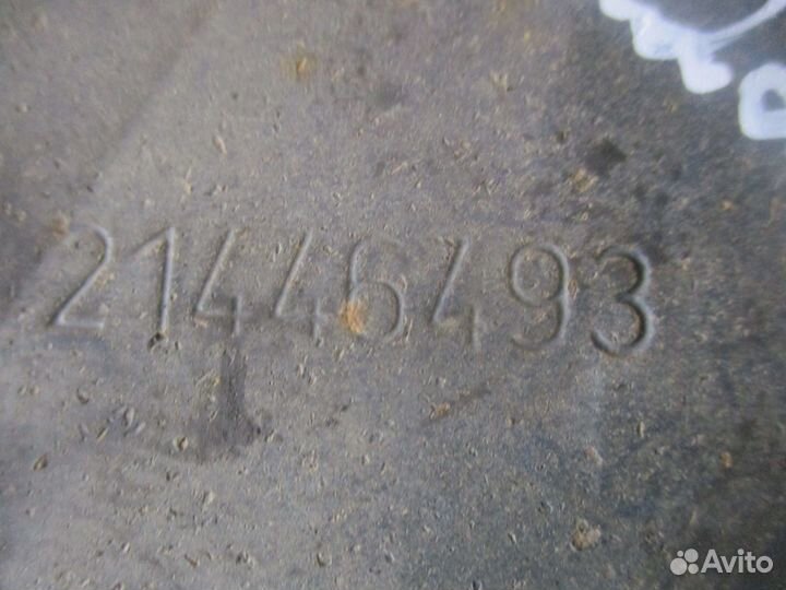 Кронштейн амортизатора Volvo 21446493