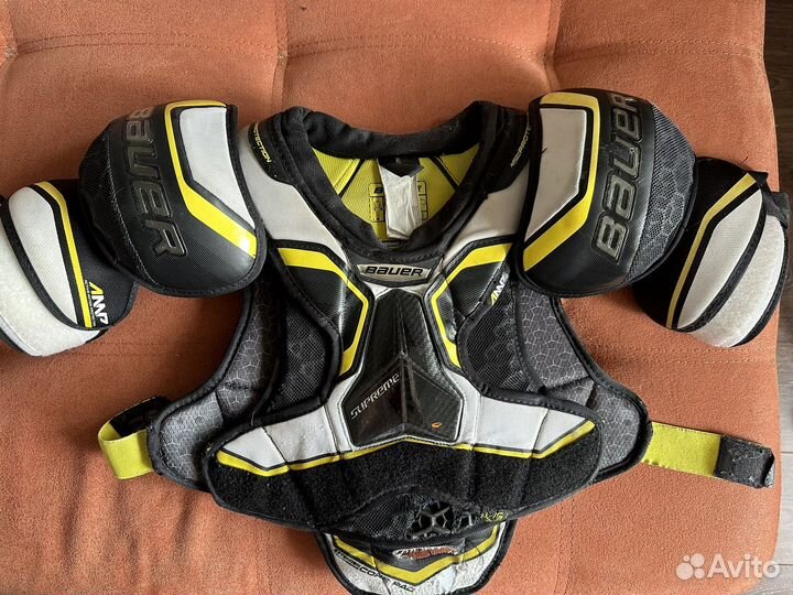 Нагрудник Bauer Supreme Jr