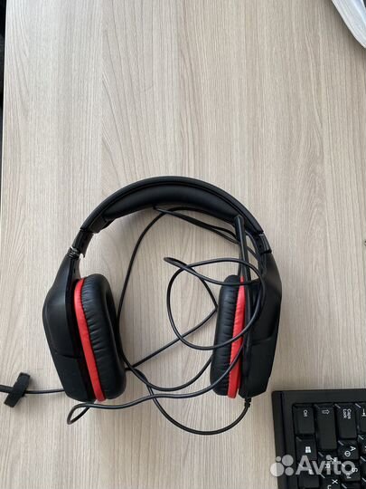 Игровые наушники