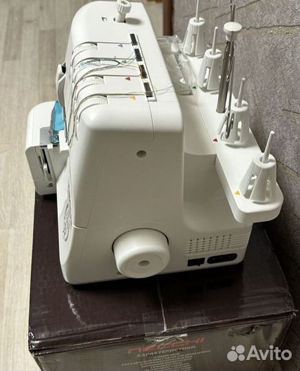 Оверлок 4 х ниточный Necchi