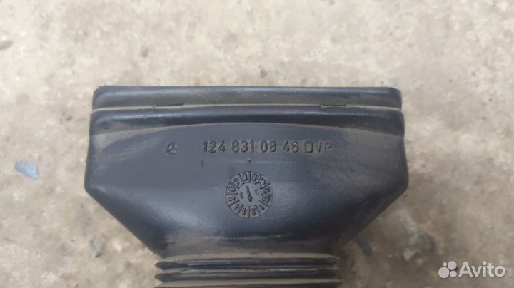 Воздуховоды печки E220 W124 Mercedes