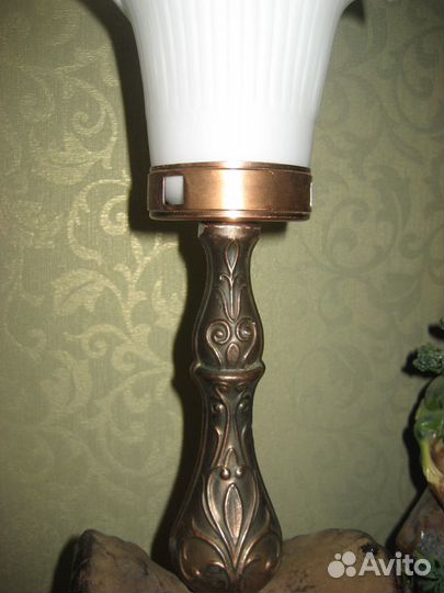 Лампа настольная