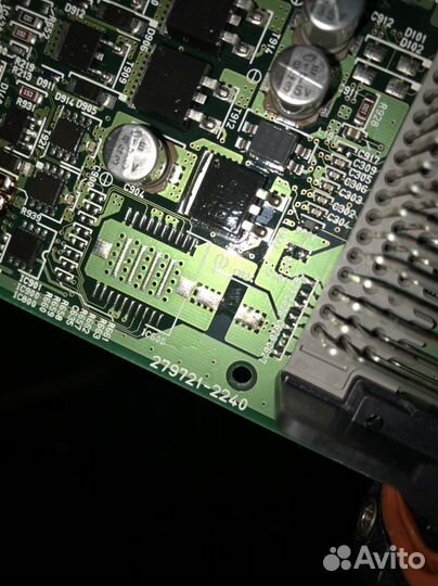 Электронный блок управления Mazda Demio 2003 DW3Y