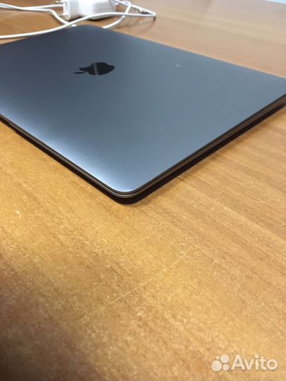 Macbook Air 13 m1 104 цикла