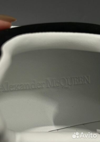 Кеды Alexander Mcqueen белые