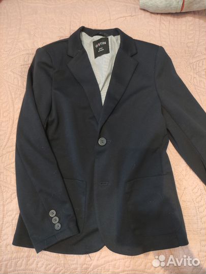 Пиджак новый Ostin на мальчика 140 см