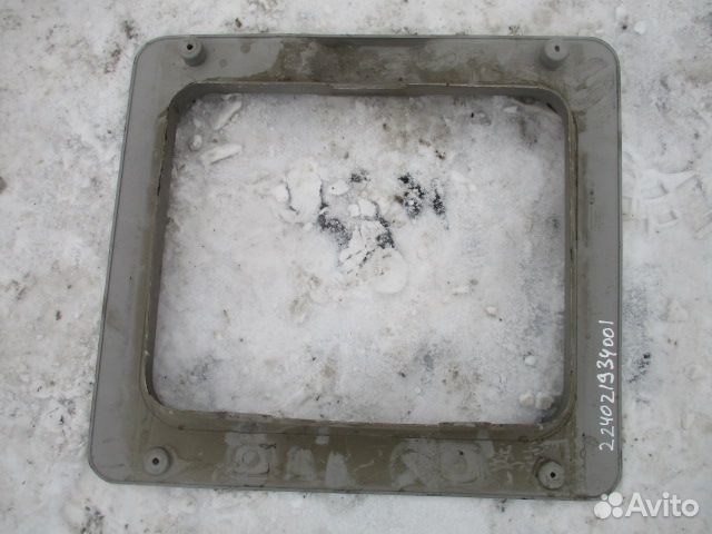 Накладка люка Volvo 8140058