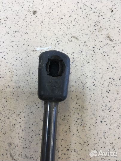 Амортизатор капота Bmw 5-Series F10