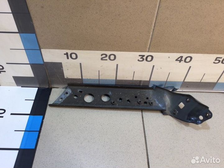 Кронштейн крепления крыла правый Mazda Cx-5