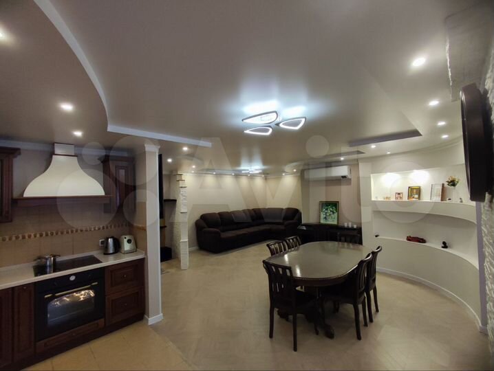 4-к. квартира, 132 м², 8/14 эт.