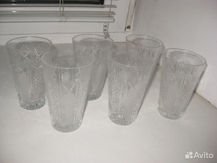 Набор из 18 хрустальных кружечек