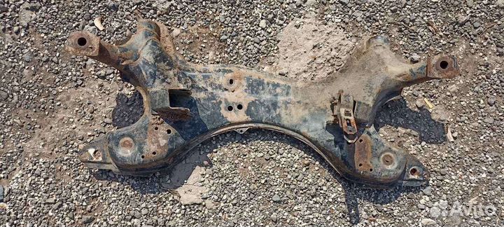 Toyota rav 4 подрамник передеий