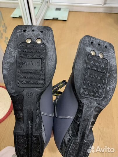 Лыжные ботинки