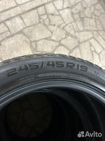 Nokian Tyres Hakkapeliitta 8 245/45 R19 102T