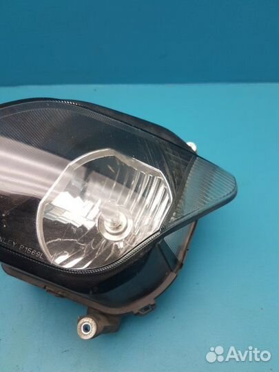 Фара передняя левая Honda Forza MF-06 250 2003
